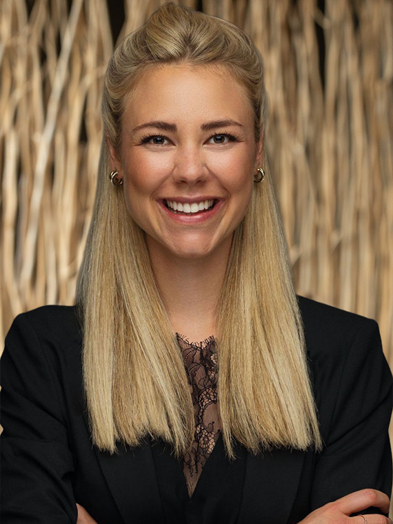 Selina Demmeler - ATHAYOGA 